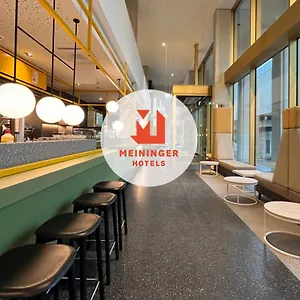 Отель Meininger Hauptbahnhof, Бремен